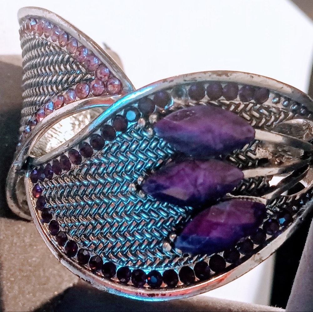 Vintage Purple Rhinestone design flower design pattern Cuff Bracelet.
